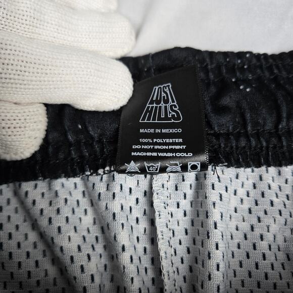 Lost Hills Galaxy Stars Mesh Shorts Size M fits like cropped Small Mens - Picture 4 of 4